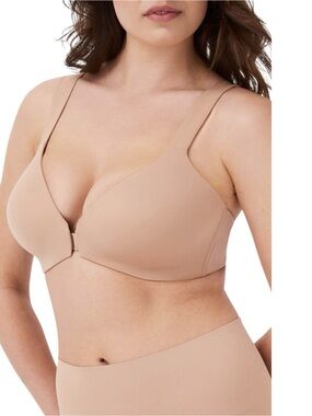 NWT SPANX Lightly Lined Wireless Front Closure Bra Naked 2.0 (34D)